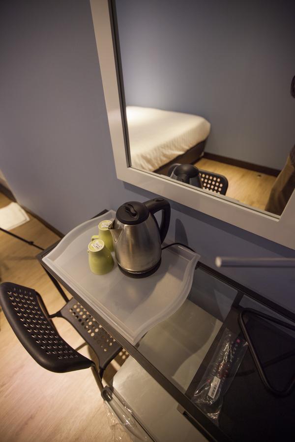 The Mix Bangkok - Silom Hotell Exteriör bild